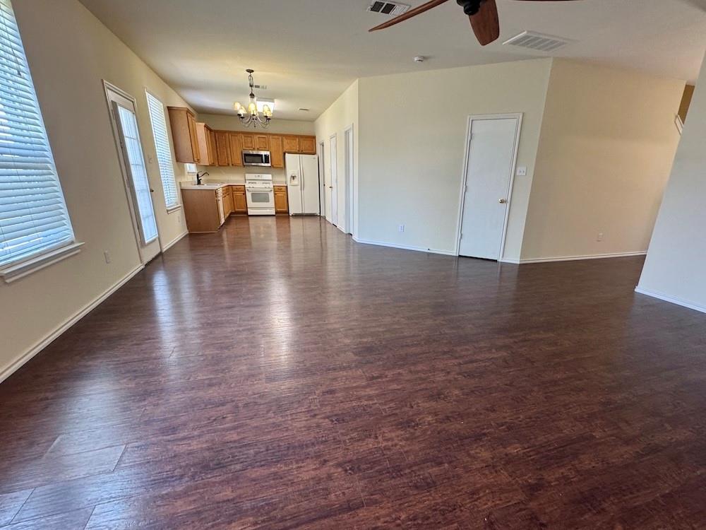 137 Firewheel Cv Property Photo 5