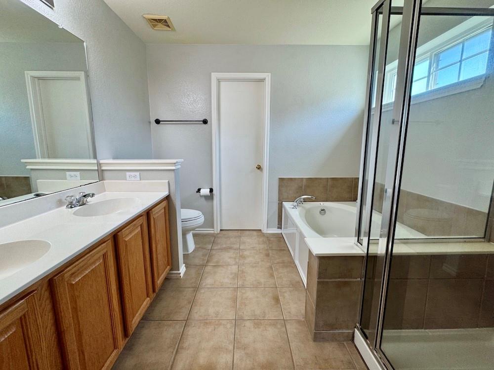 137 Firewheel Cv Property Photo 12