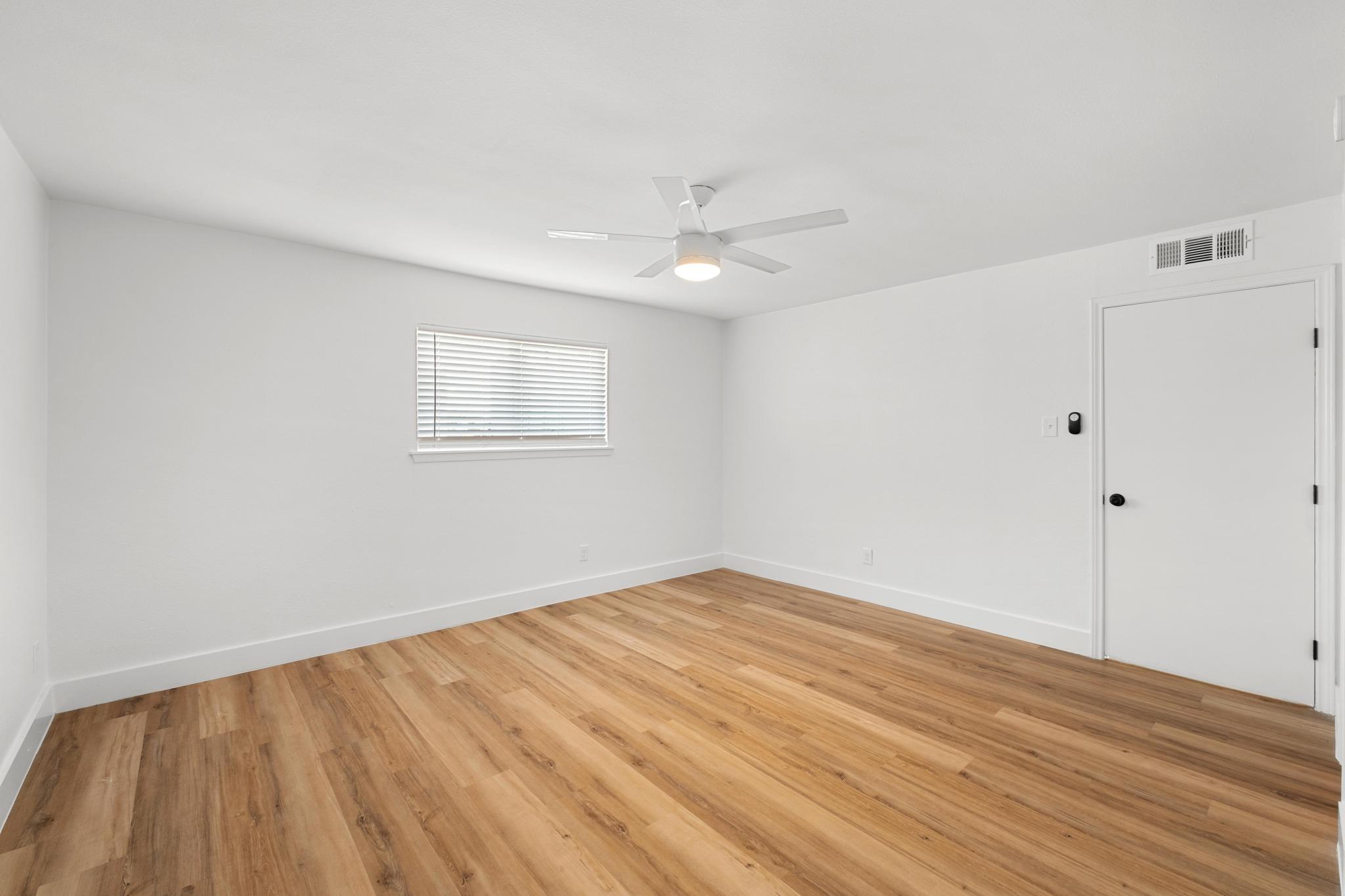 7929 Gault St #104 Property Photo 7