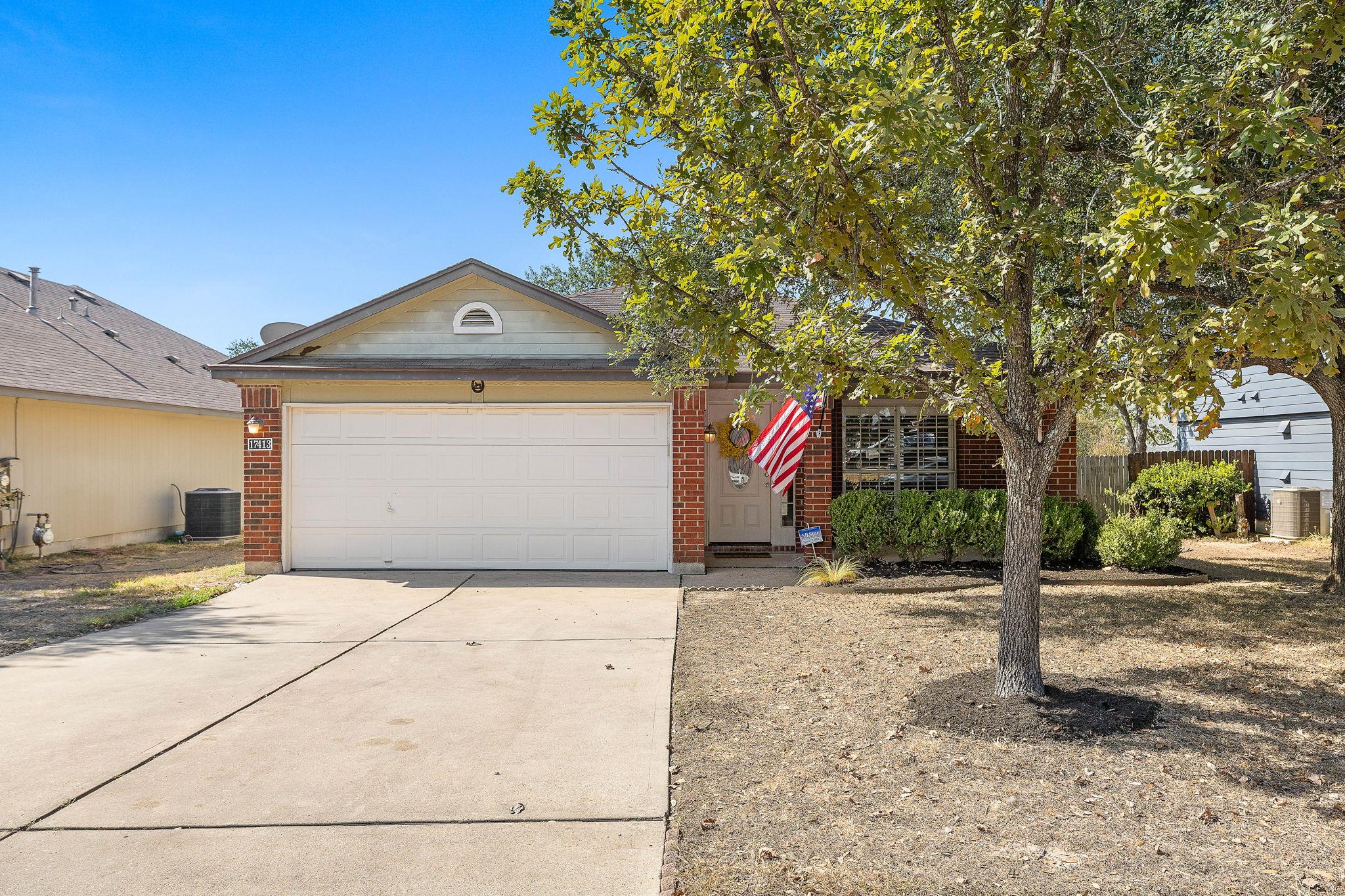 17413 Tobermory Dr Property Photo 1