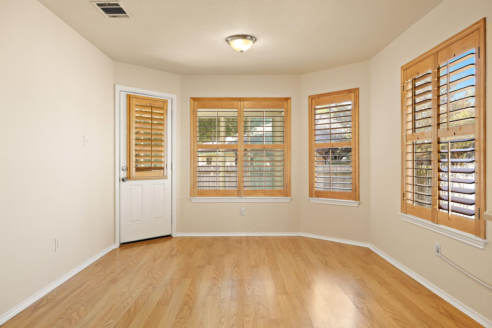 17413 Tobermory Dr Property Photo 11