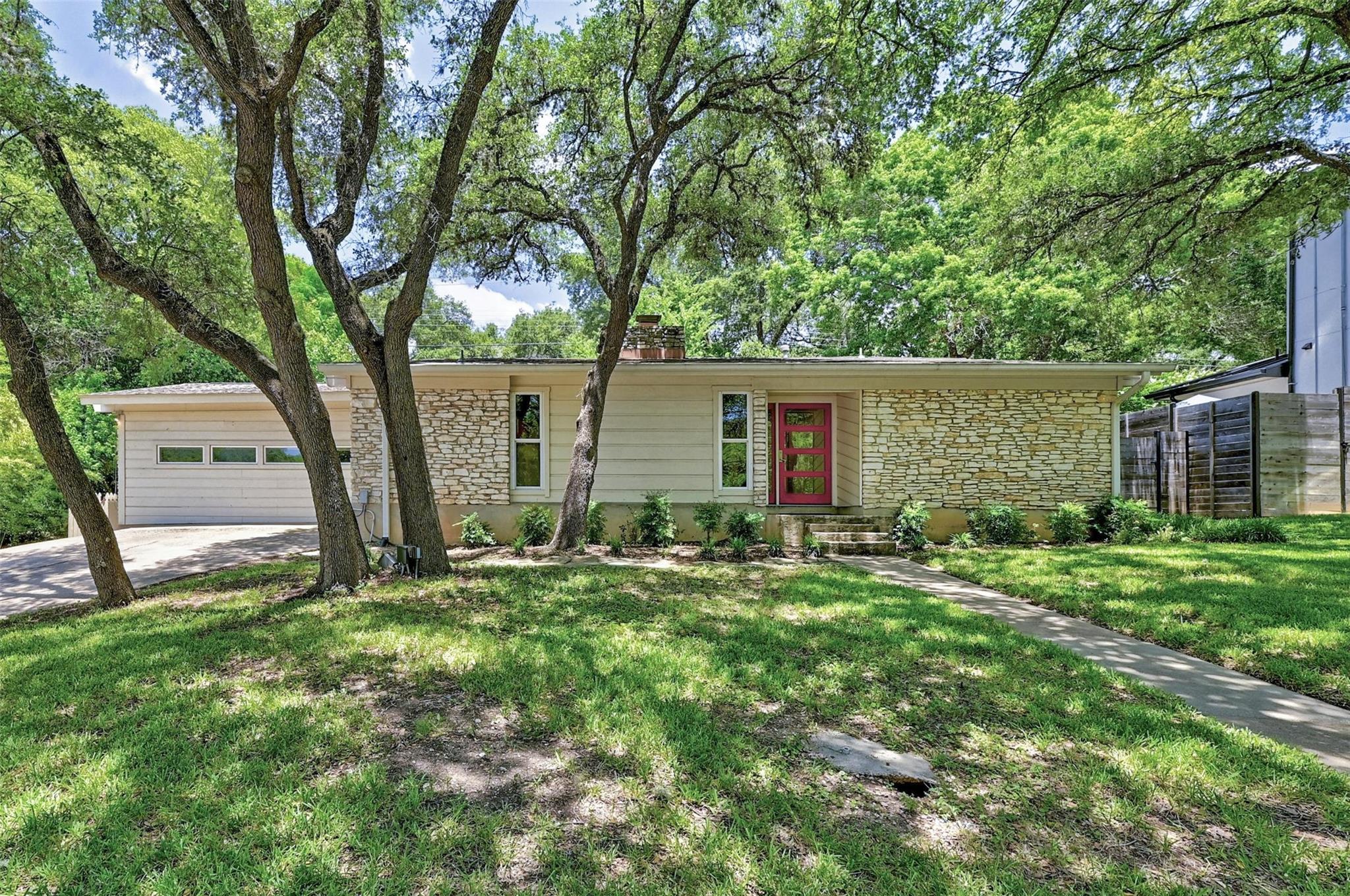 4905 Southcrest Dr Property Photo