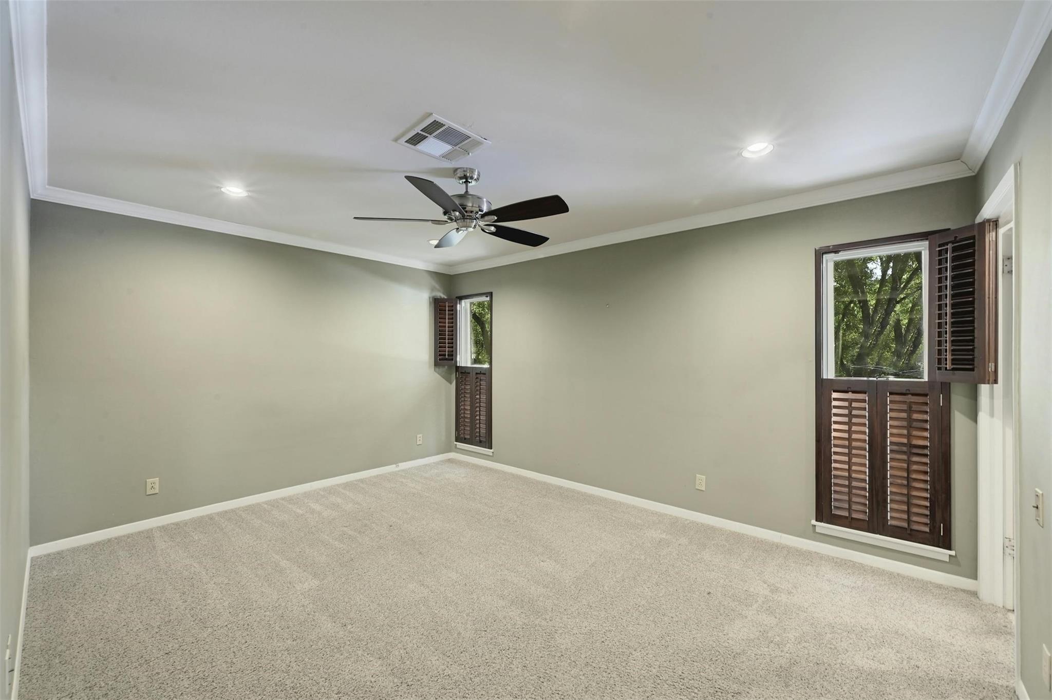4905 Southcrest Dr Property Photo 12