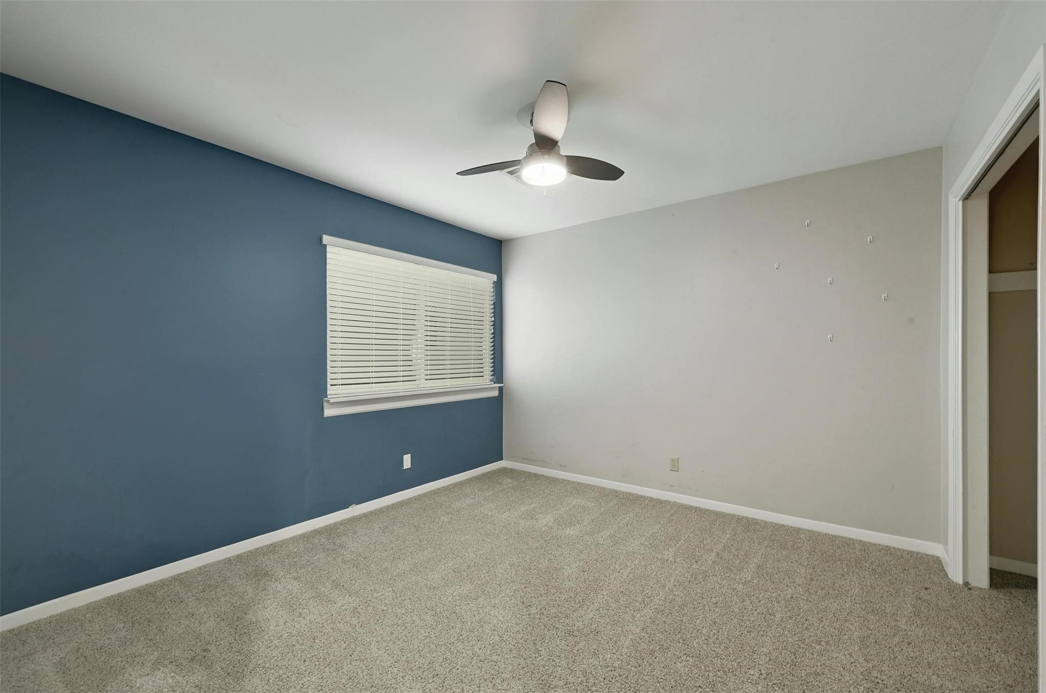 4905 Southcrest Dr Property Photo 16