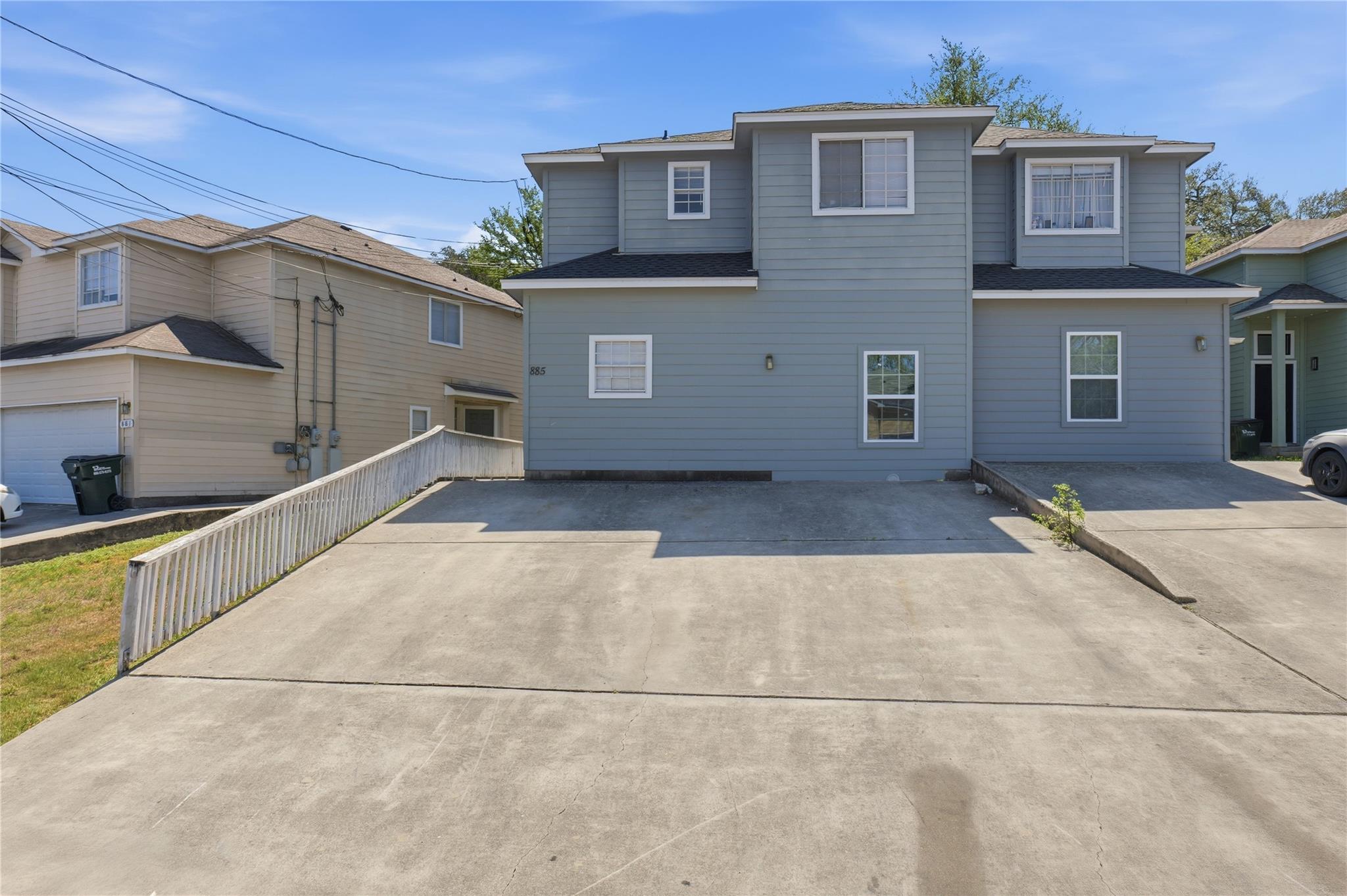 885 Sagewood Trl Property Photo 1