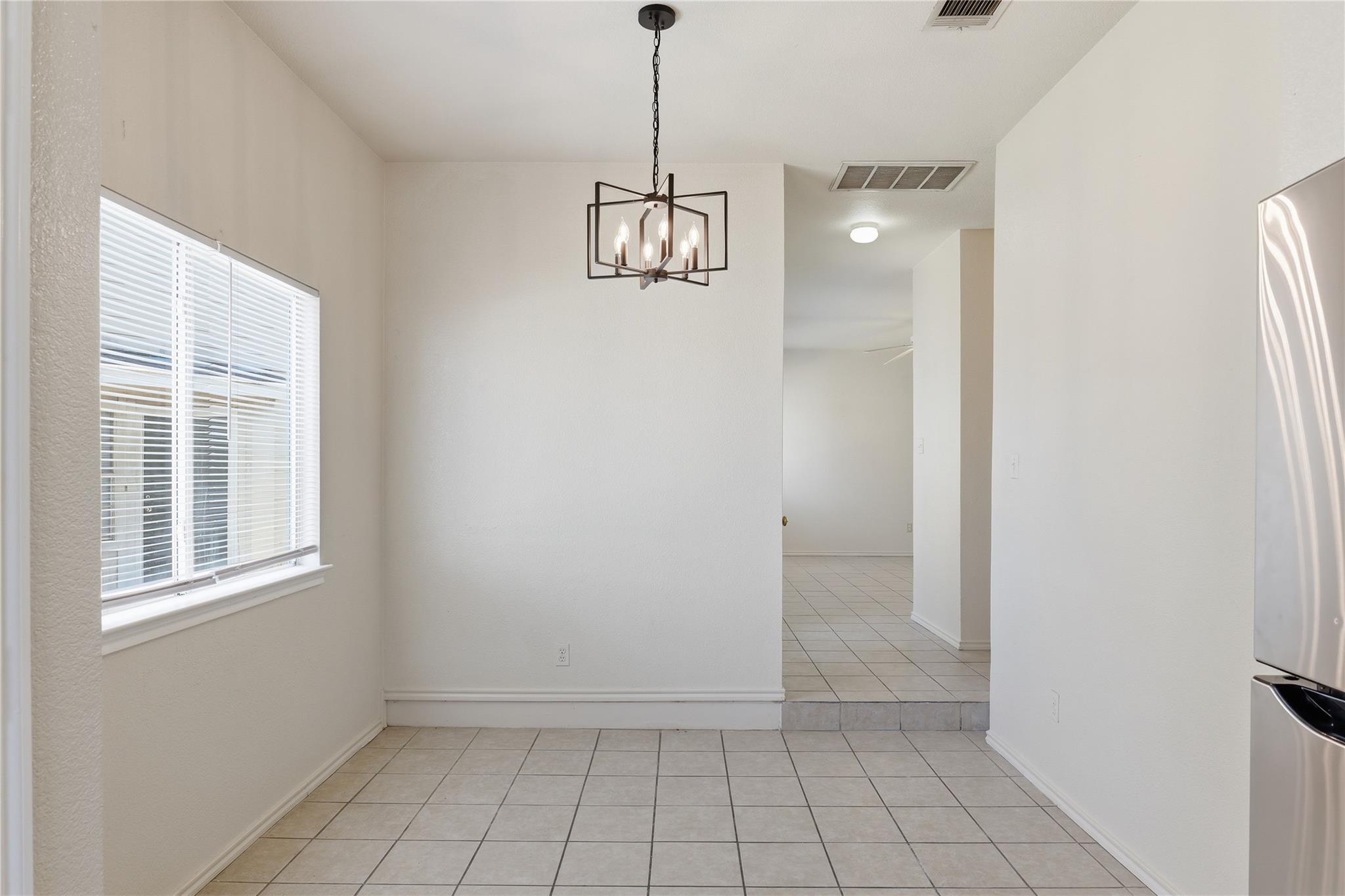 885 Sagewood Trl Property Photo 5