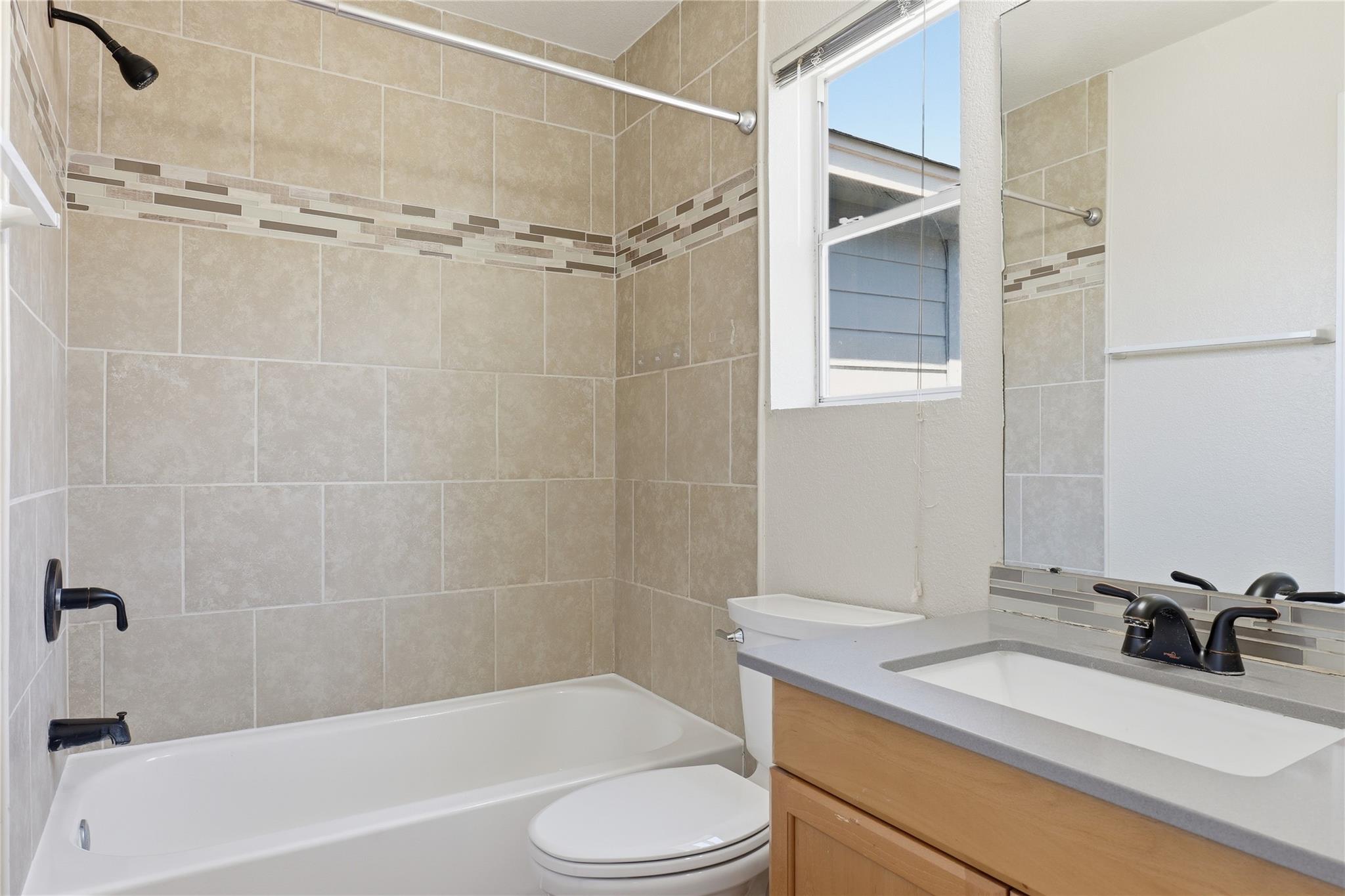 885 Sagewood Trl Property Photo 16