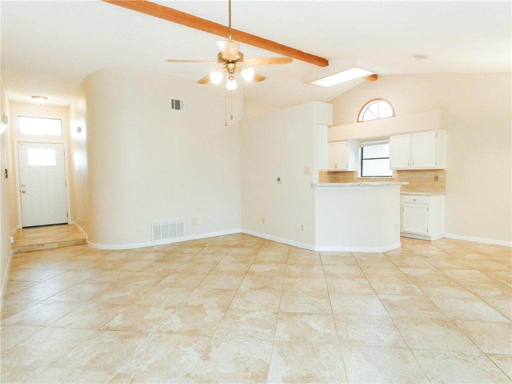 7913 Tiffany Dr Property Photo 5