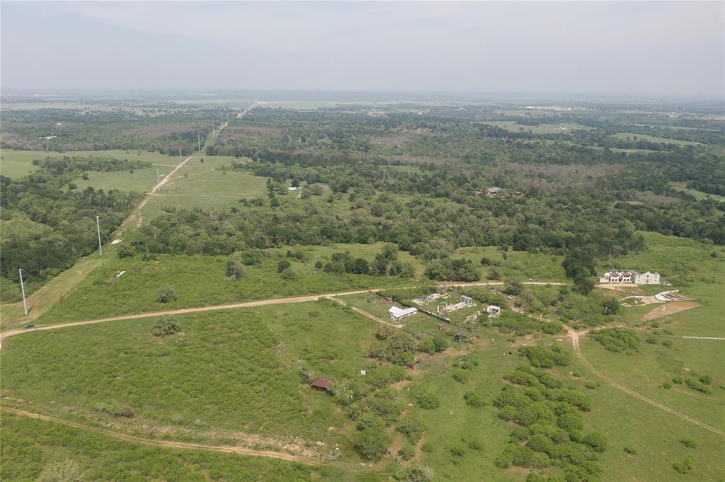 1 Synergy Dr Property Photo 5