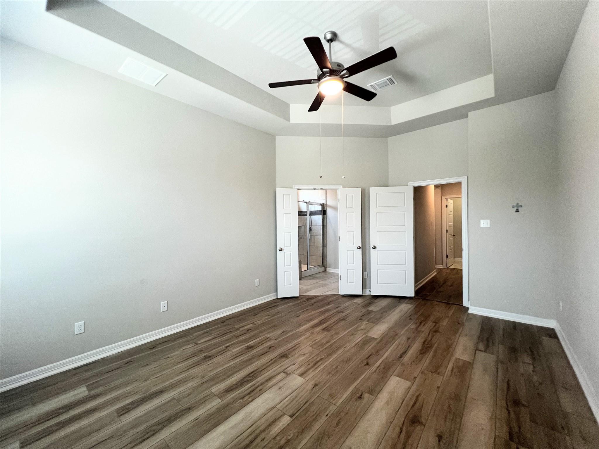 2101 Dillon Pond Ln #b Property Photo 20