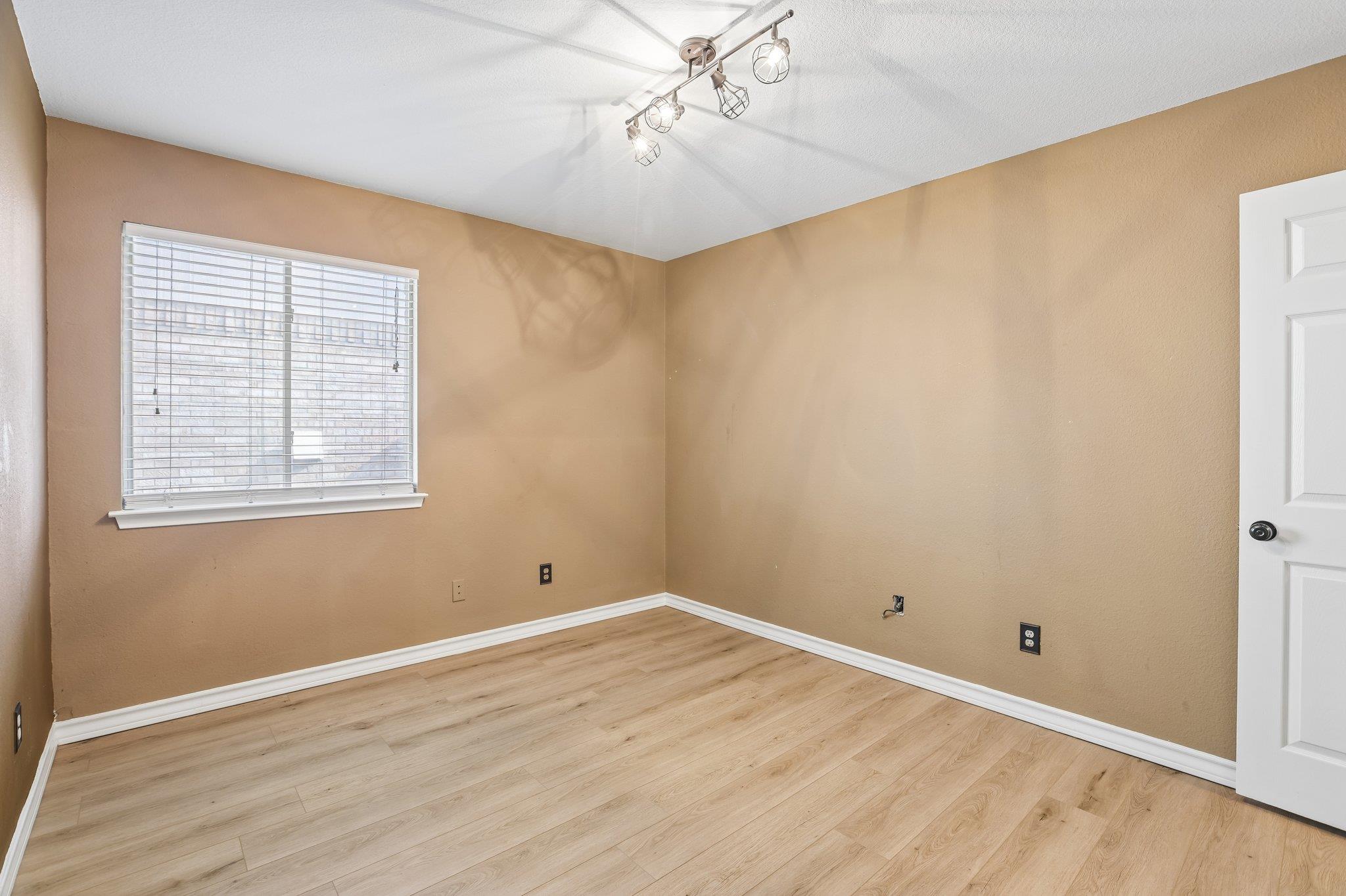 2656 Bradley Ln Property Photo 22