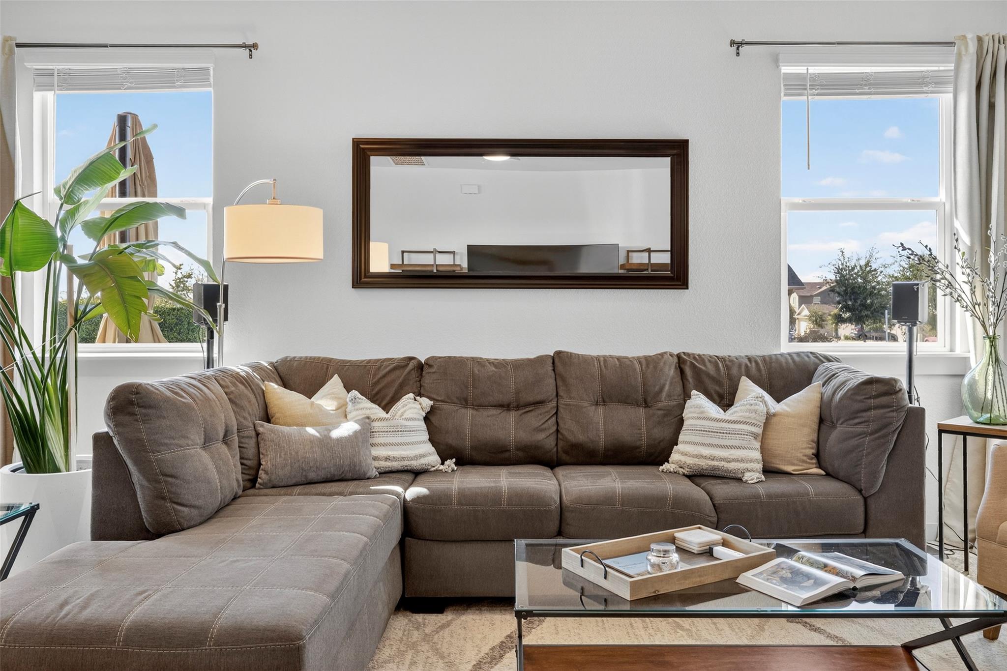 14201 Macquarie Dr Property Photo 8