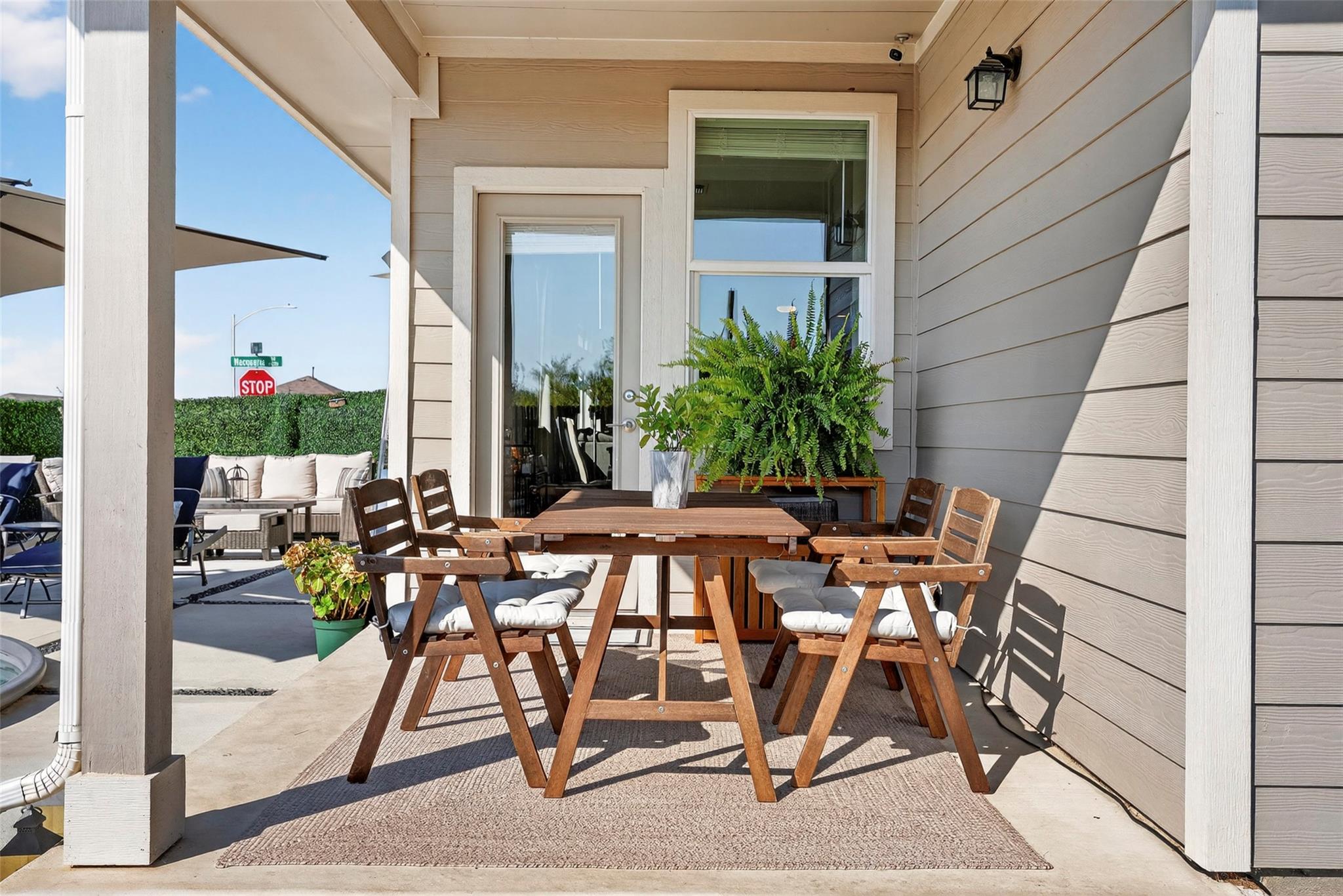 14201 Macquarie Dr Property Photo 33