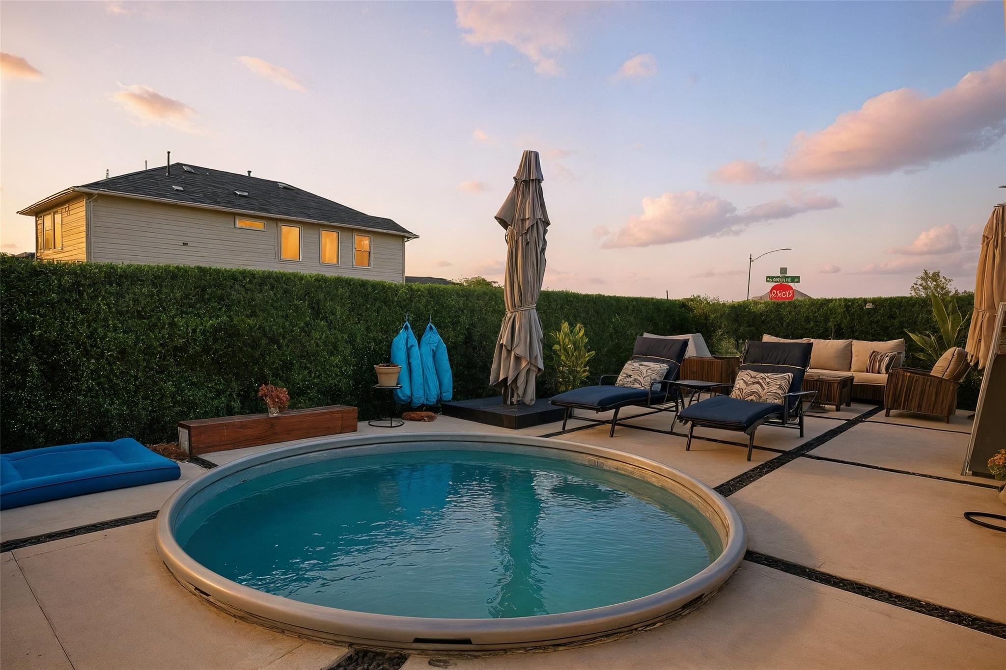 14201 Macquarie Dr Property Photo 36