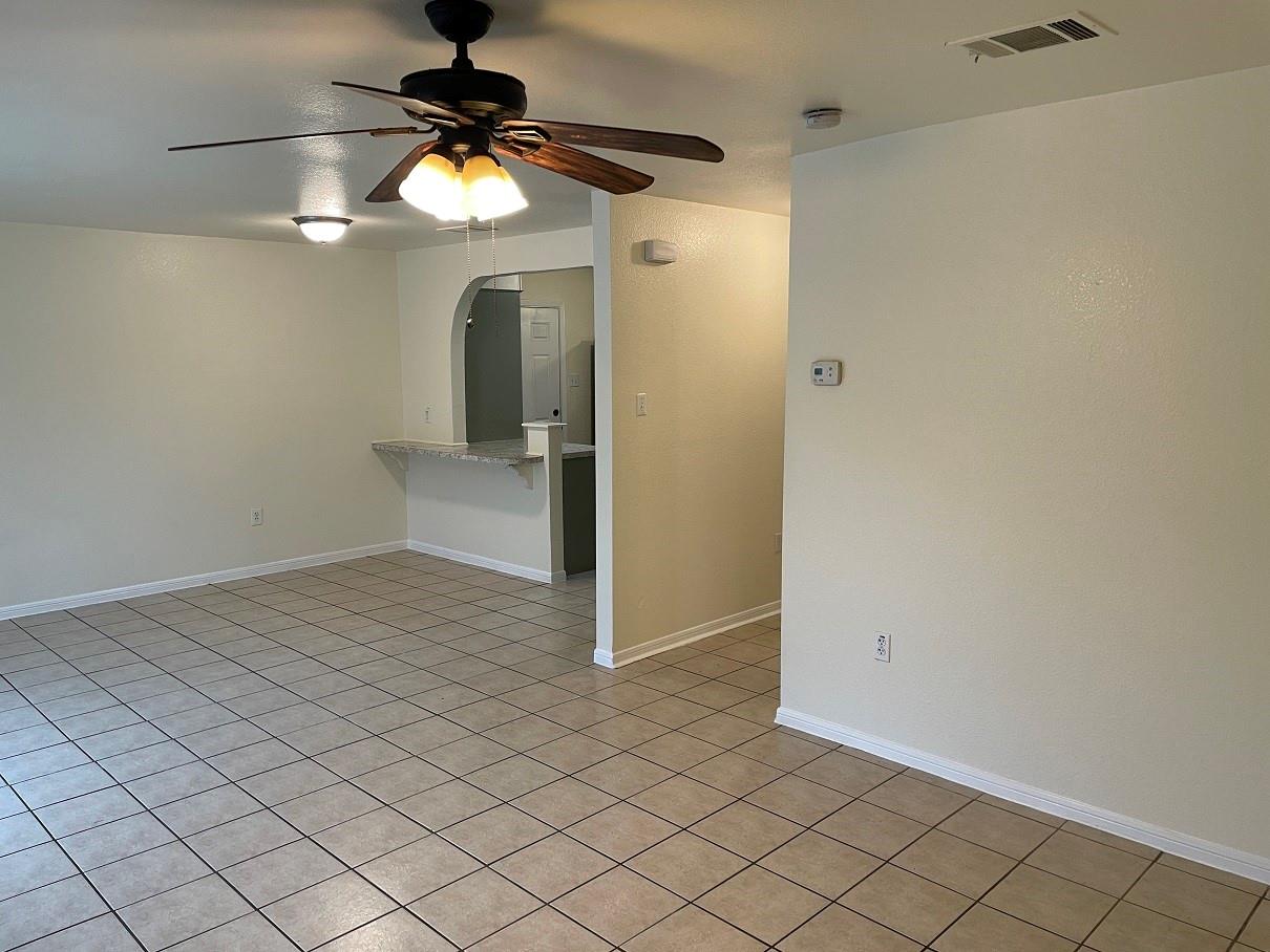 2411 Tudor Dr Property Photo 7