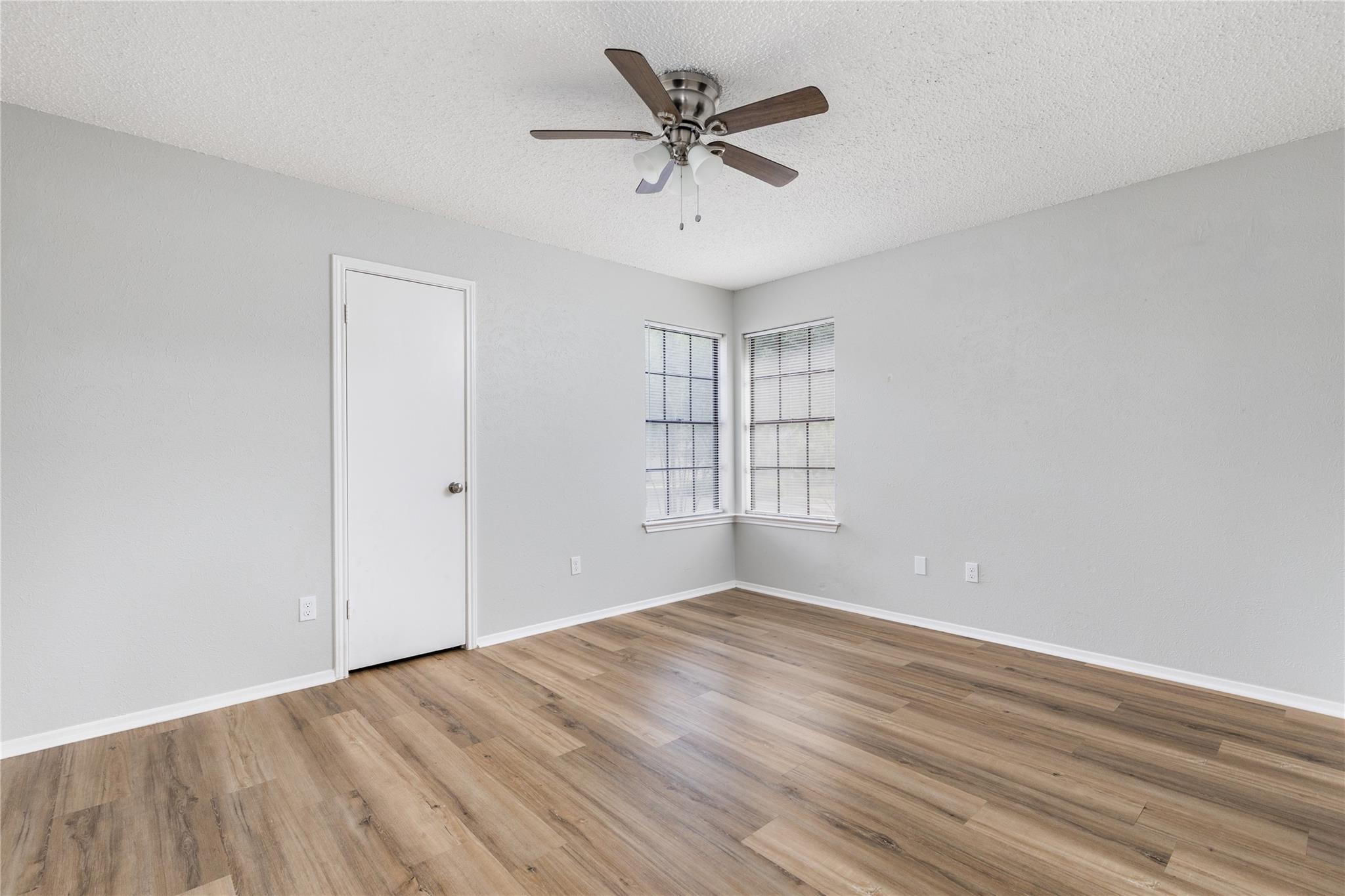 1803 Heatherglen Ln Property Photo 29