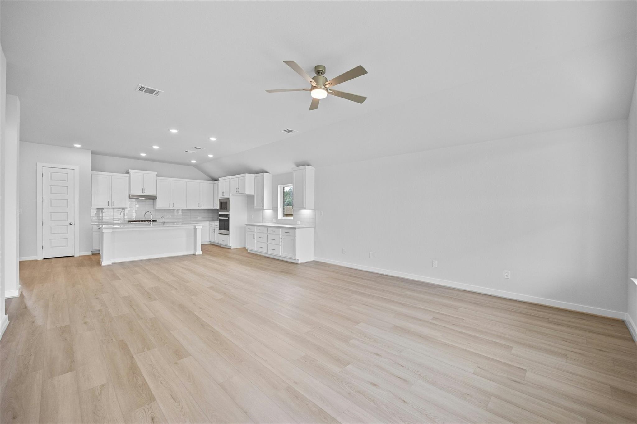 106 Salado Creek Trl Property Photo 6