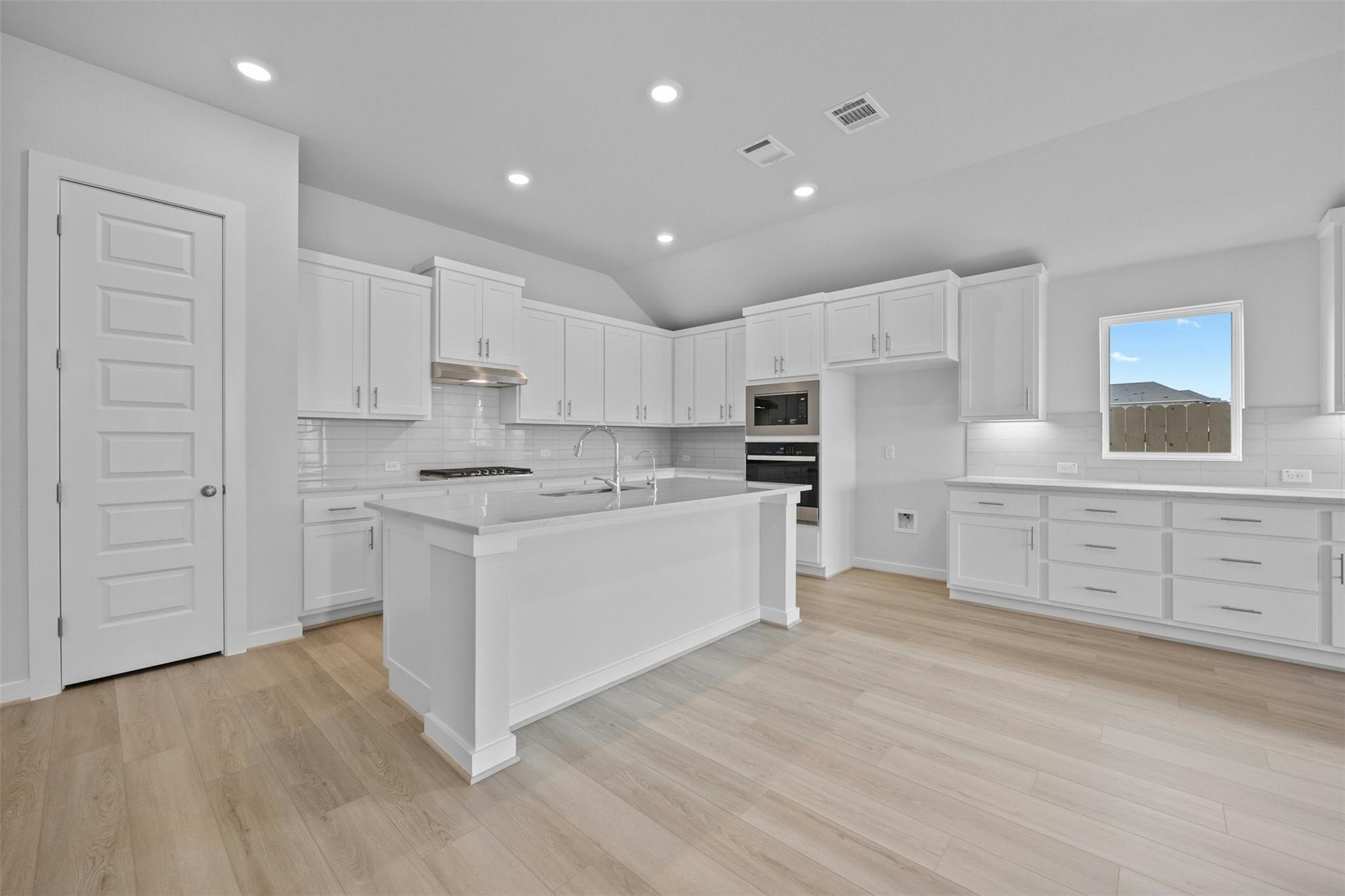 106 Salado Creek Trl Property Photo 12