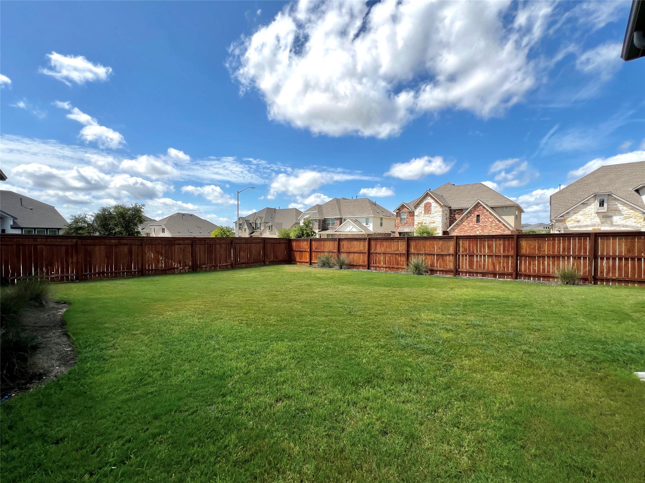 2904 Sage Ranch Dr Property Photo 20