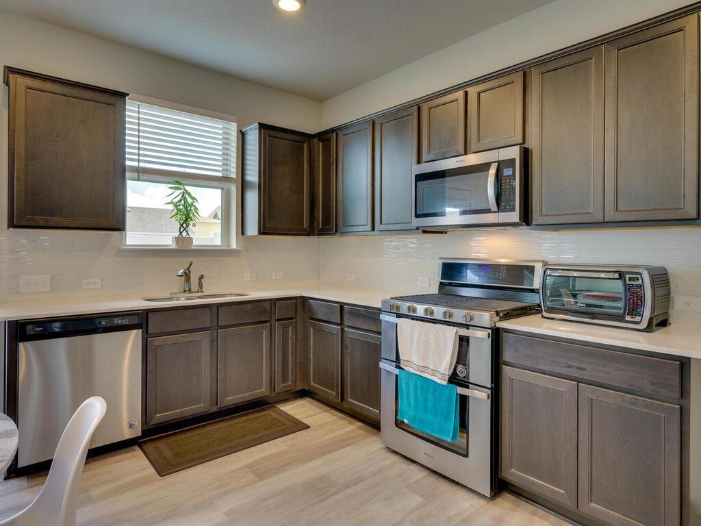 7700 Dylan Dr 26 Property Photo 8