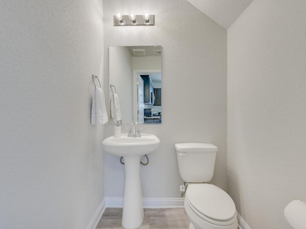 7700 Dylan Dr 26 Property Photo 12