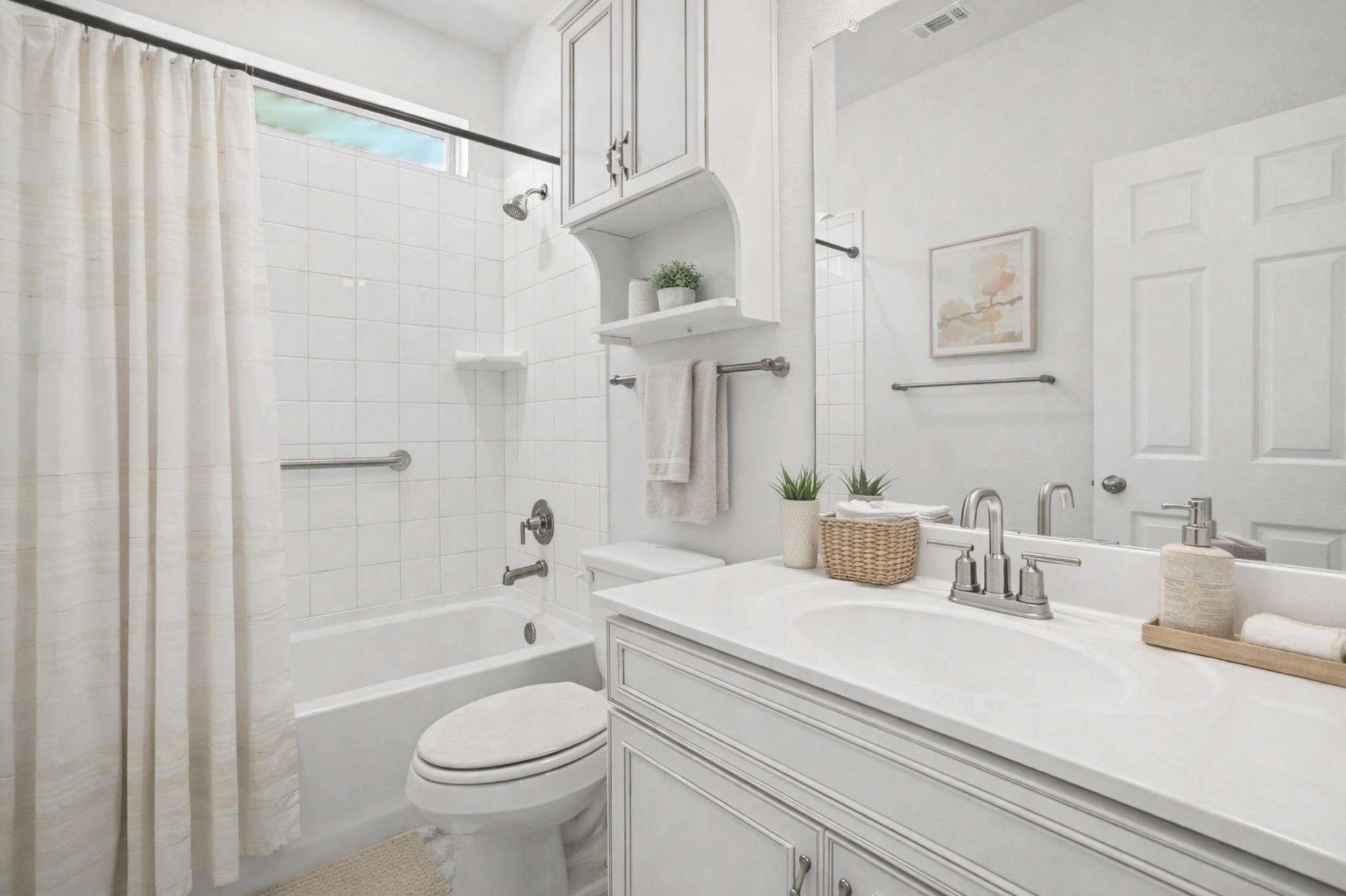 382 Smithsonian Ln Property Photo 5