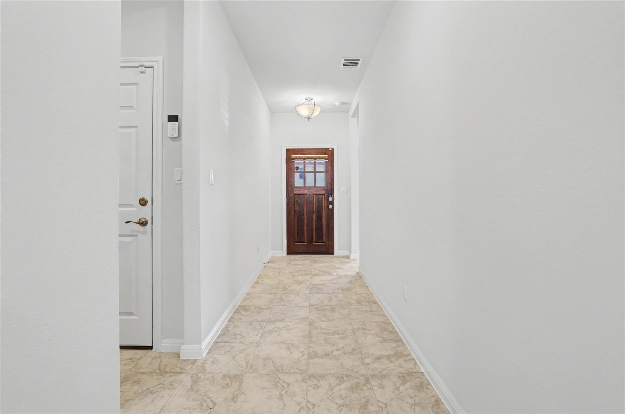 382 Smithsonian Ln Property Photo 8