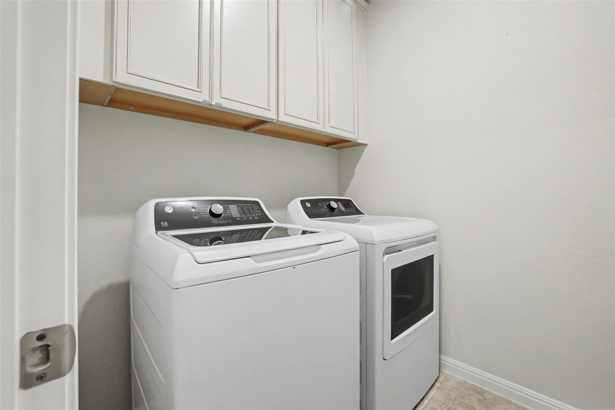 382 Smithsonian Ln Property Photo 16