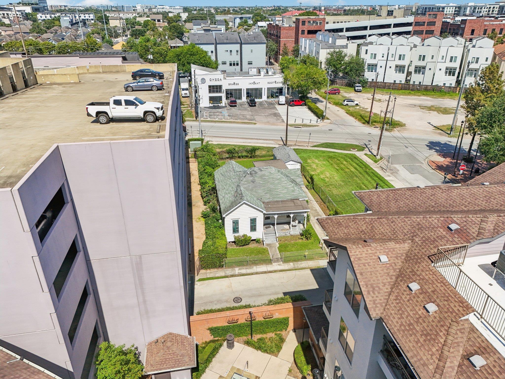 1106 Oneil St Property Photo 3