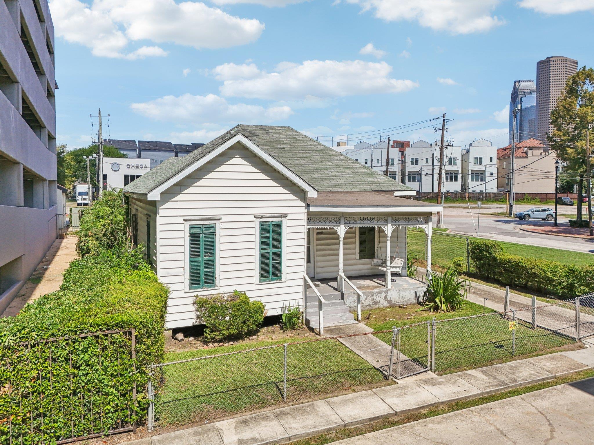 1106 Oneil St Property Photo 9