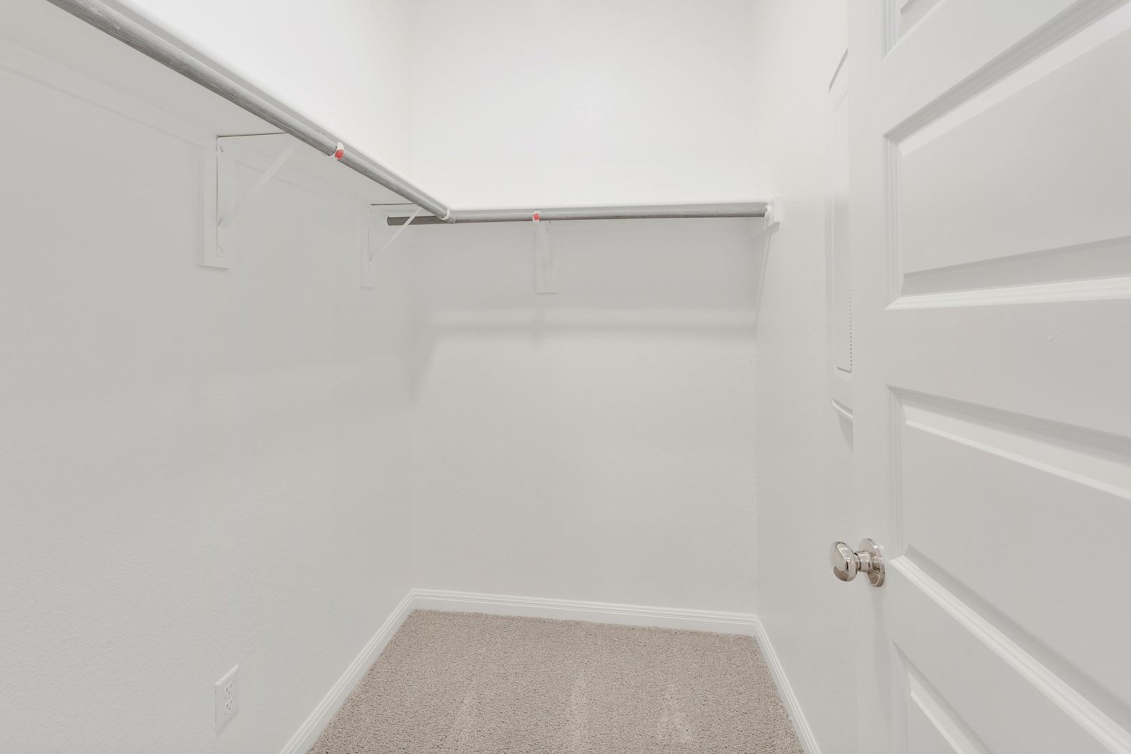222 Hornet St Property Photo 17
