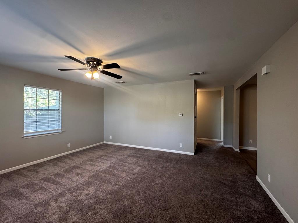3306 B Doolin Dr Property Photo 2