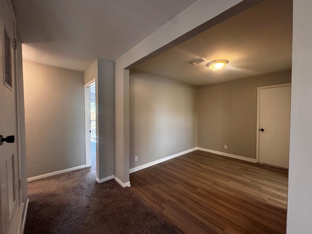 3306 B Doolin Dr Property Photo 4