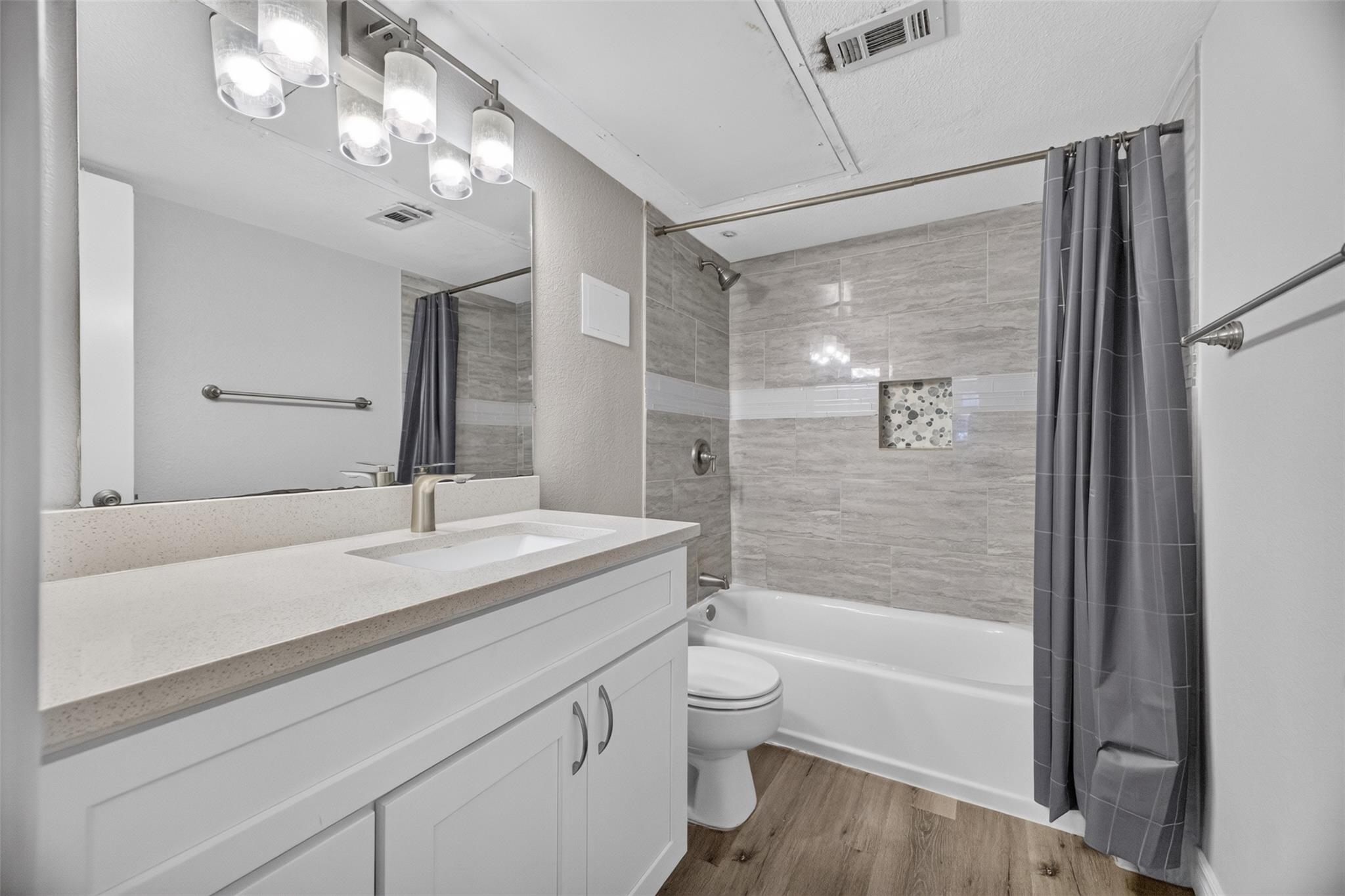 3115 Helms St #314 Property Photo 11