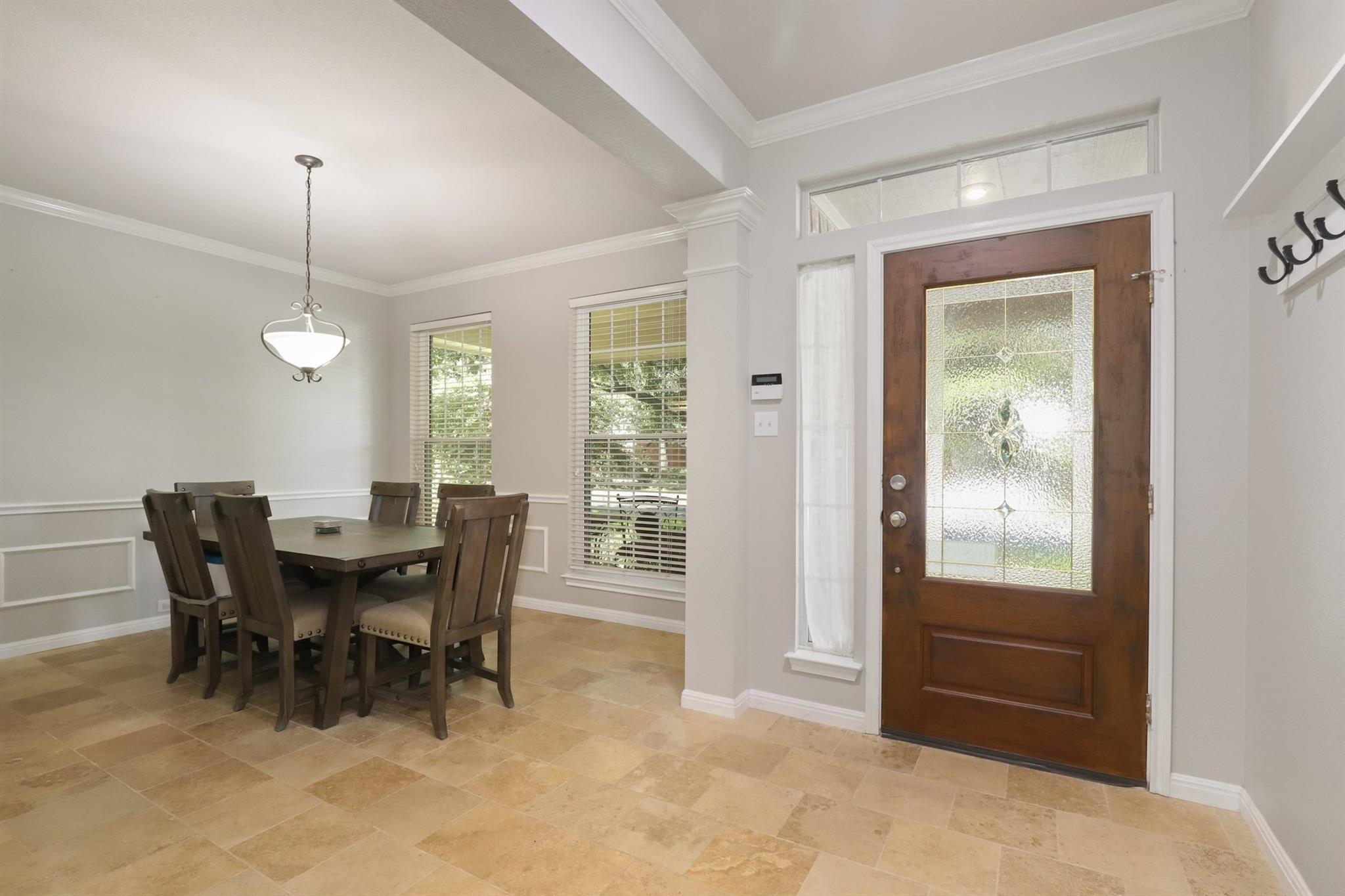 18121 Whitewater Cv Property Photo 4