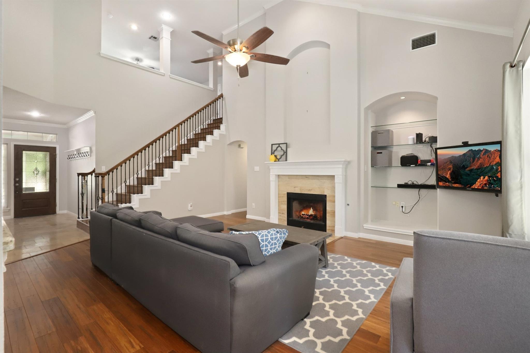 18121 Whitewater Cv Property Photo 9