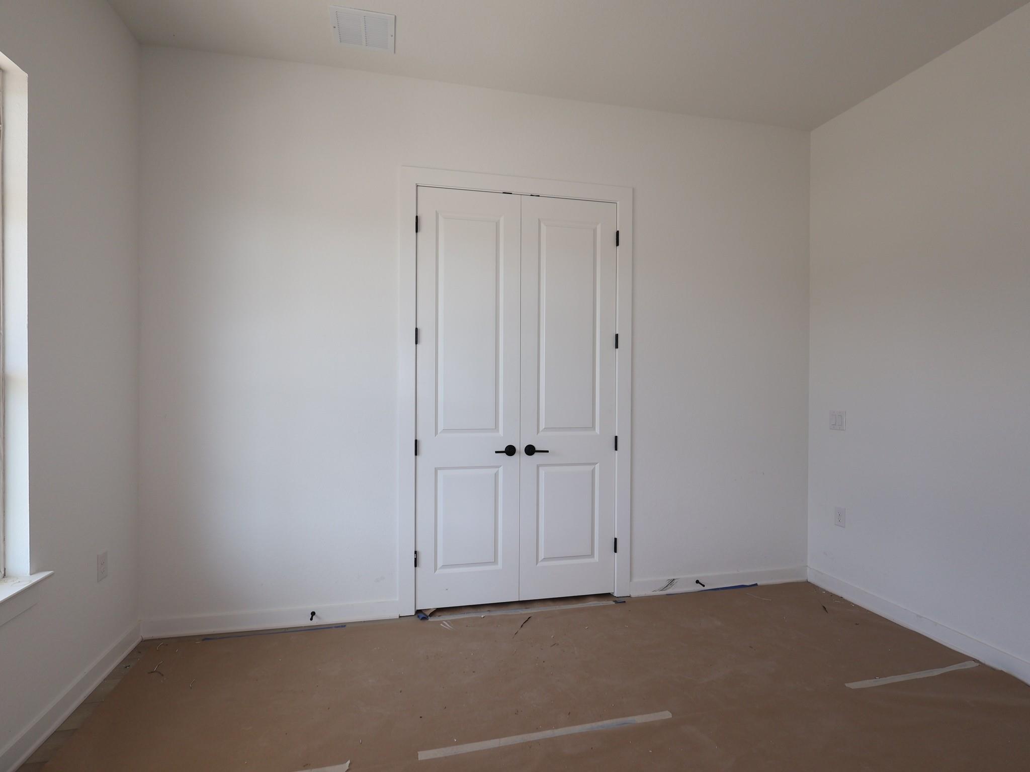 353 Champ Ave Property Photo 6
