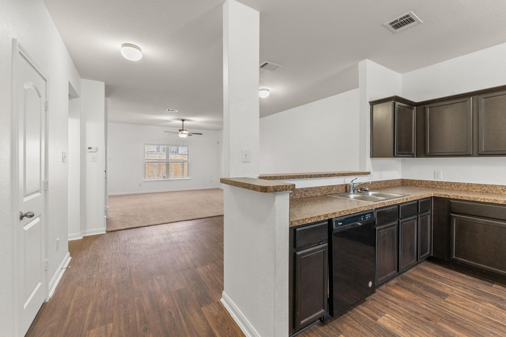 520 Clearly Ln Property Photo 3