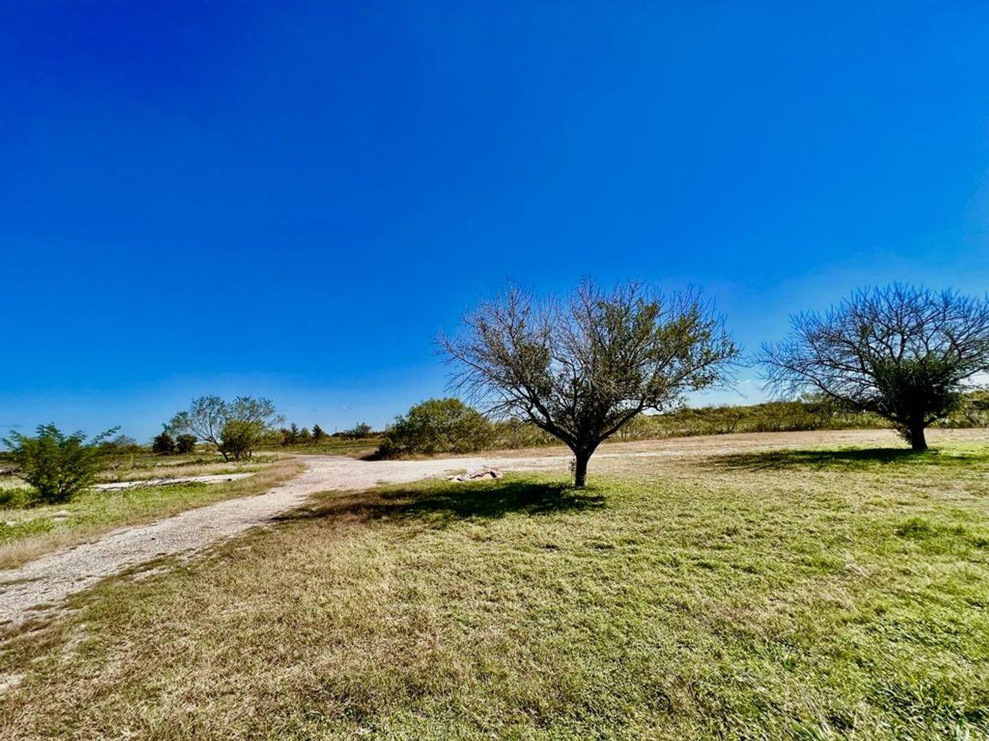 18425 Blake Manor Rd Property Photo 15