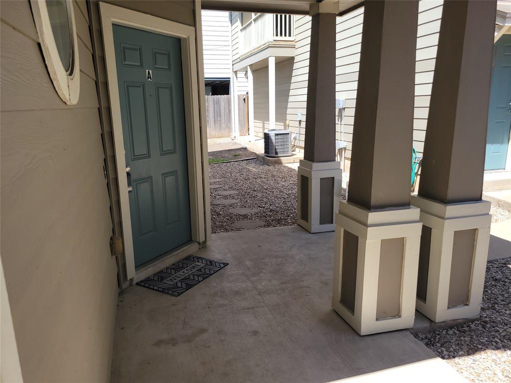 1176 Bedford St #a Property Photo 3