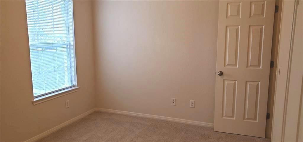 1176 Bedford St #a Property Photo 17
