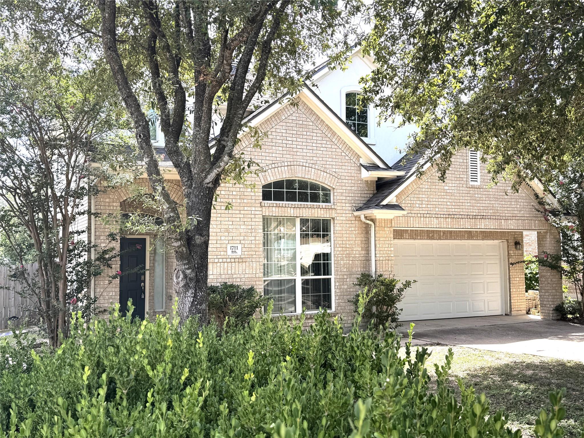 1711 Brandon Keller Ct Property Photo 2