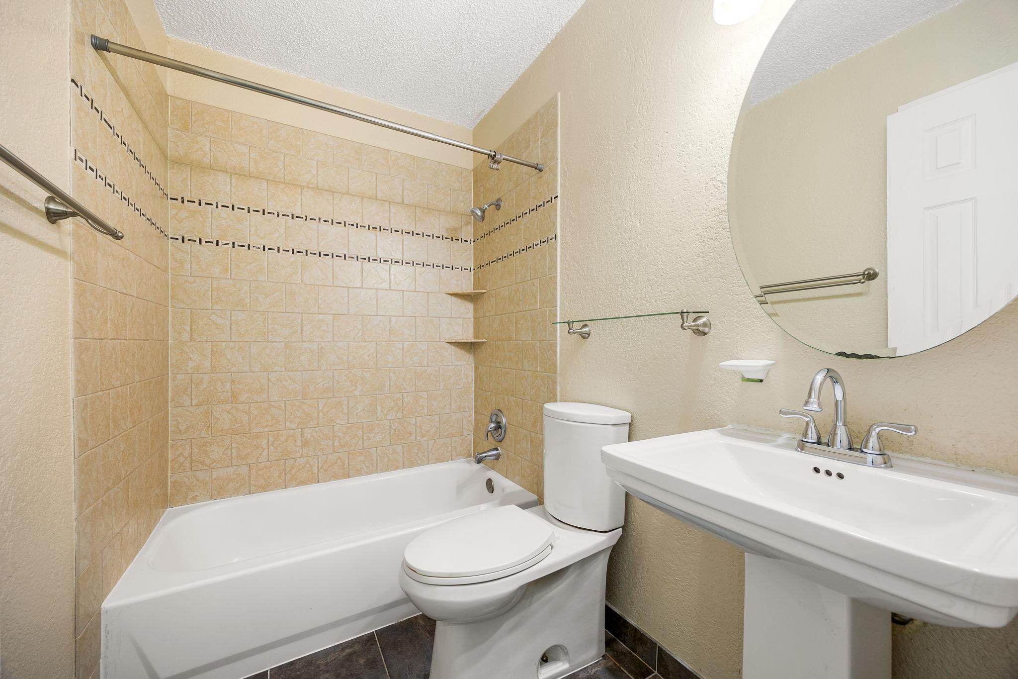 7802 Elderberry Dr Property Photo 18