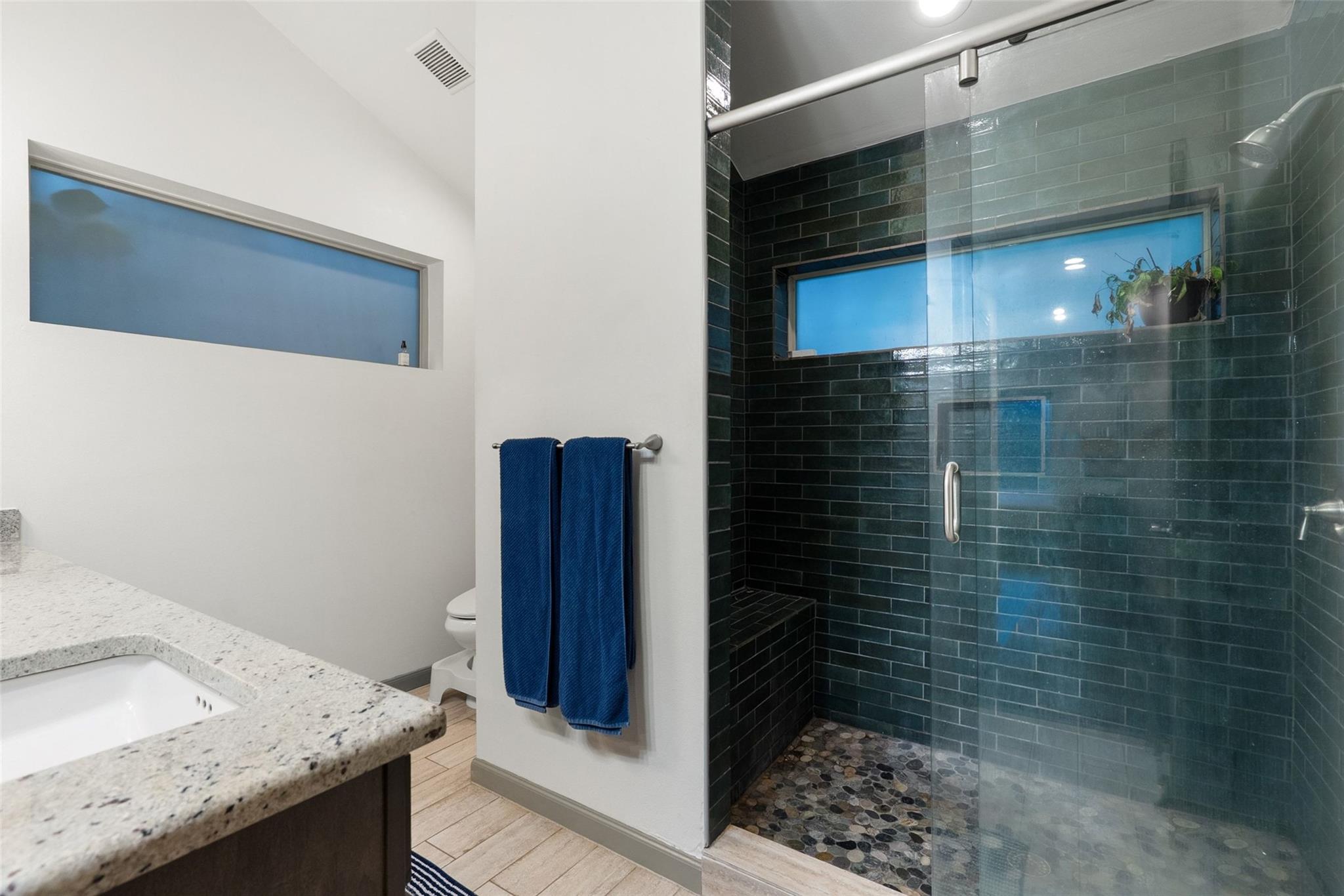 1158 Ridgeway Dr #a Property Photo 13