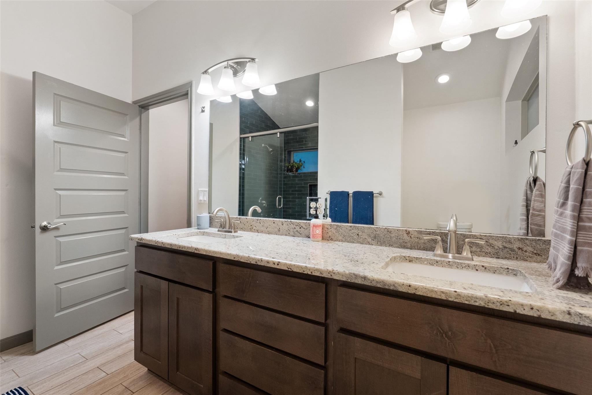 1158 Ridgeway Dr #a Property Photo 14