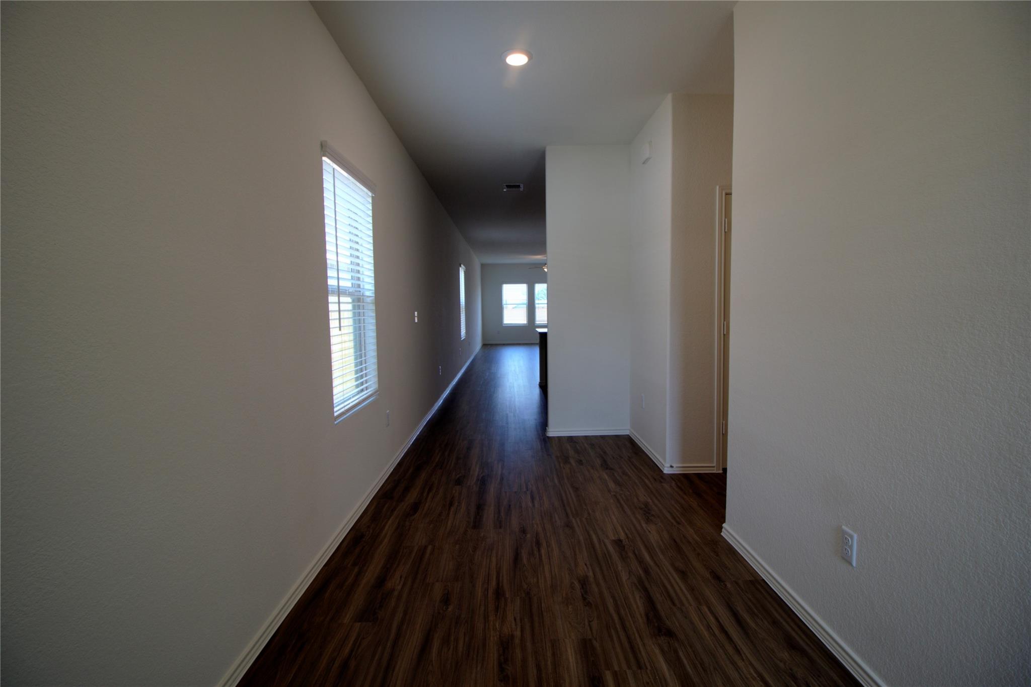 3405 Breckenridge Dr Property Photo 3
