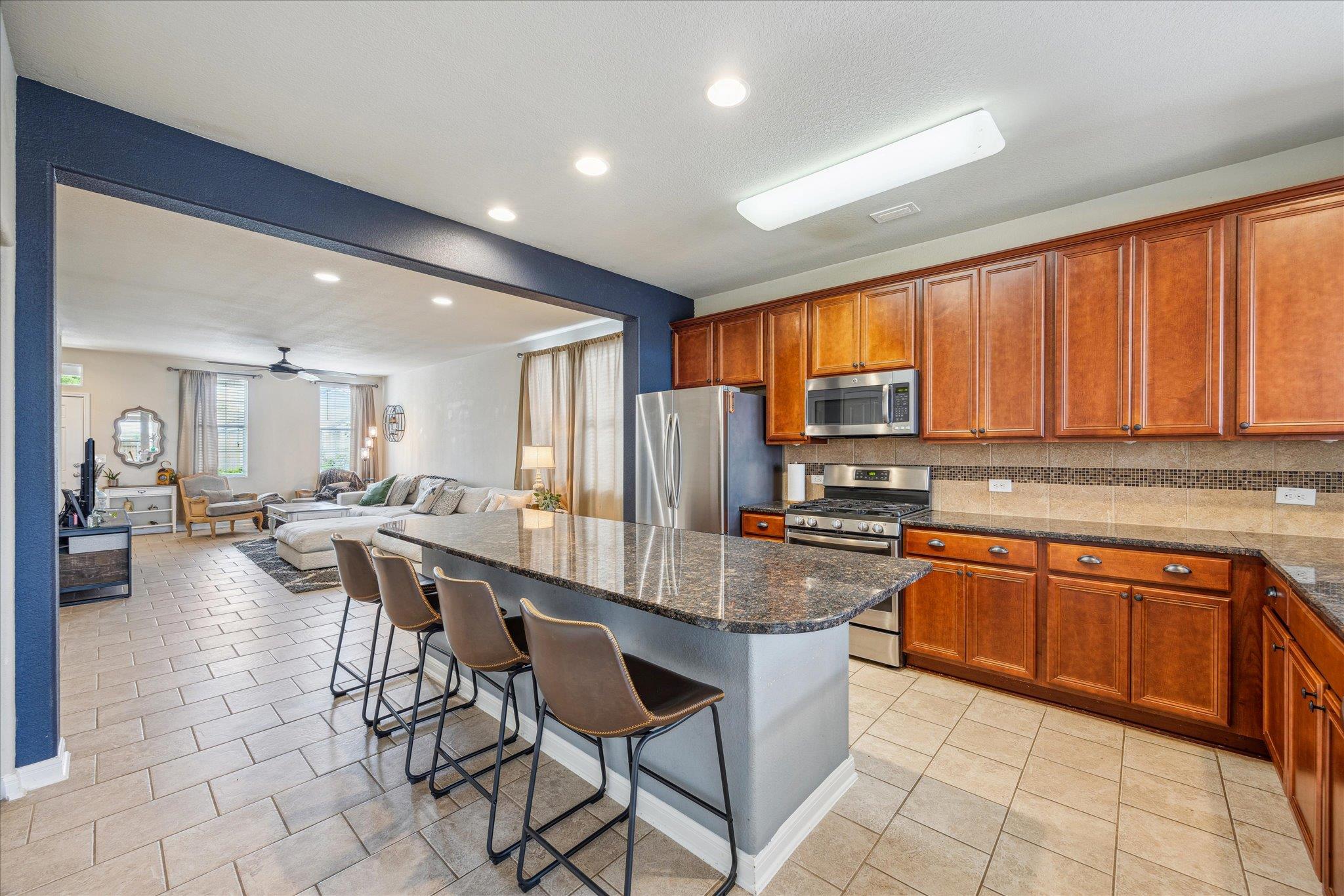 321 Newberry Trl Property Photo 5