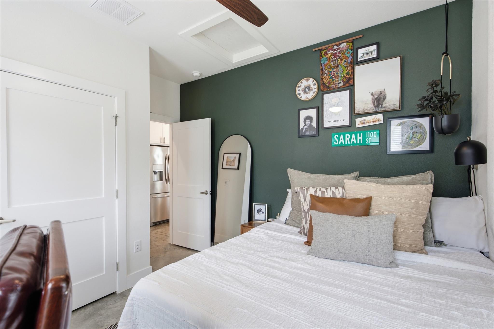 1134 Chicon St #a Property Photo 18