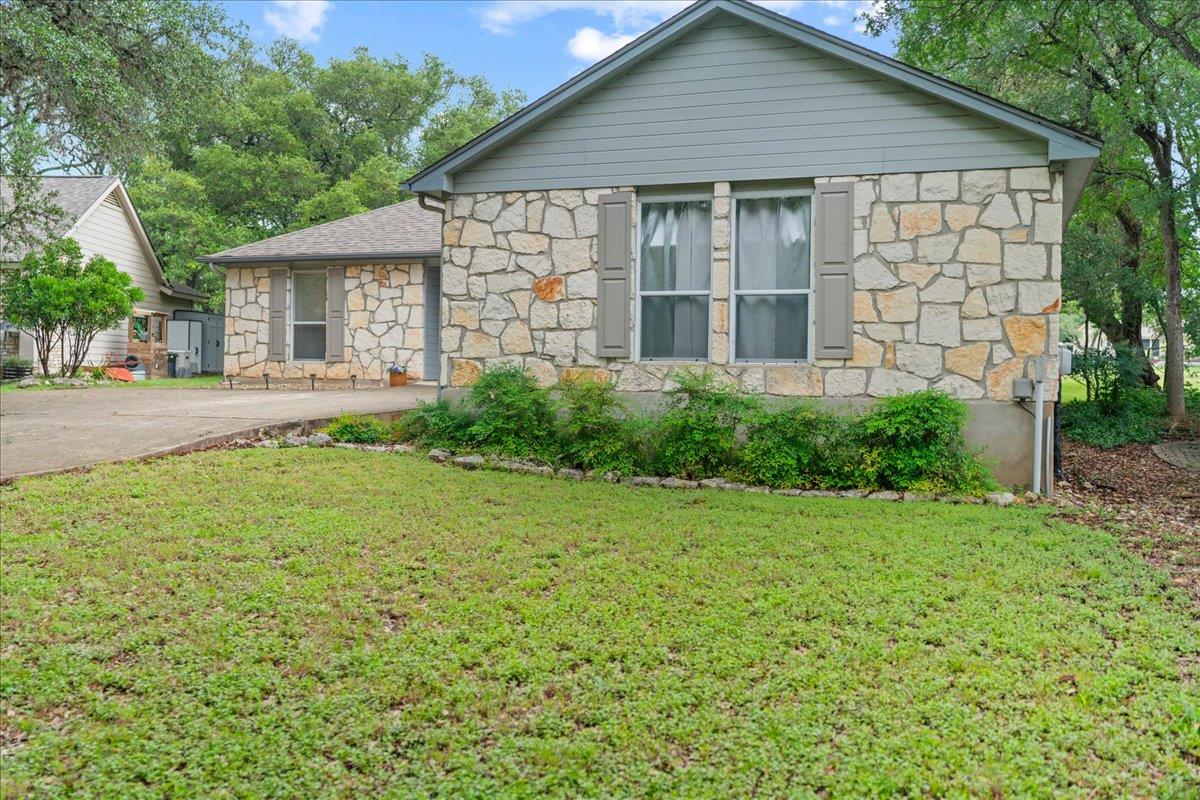 15 Spalding Cir Property Photo 1