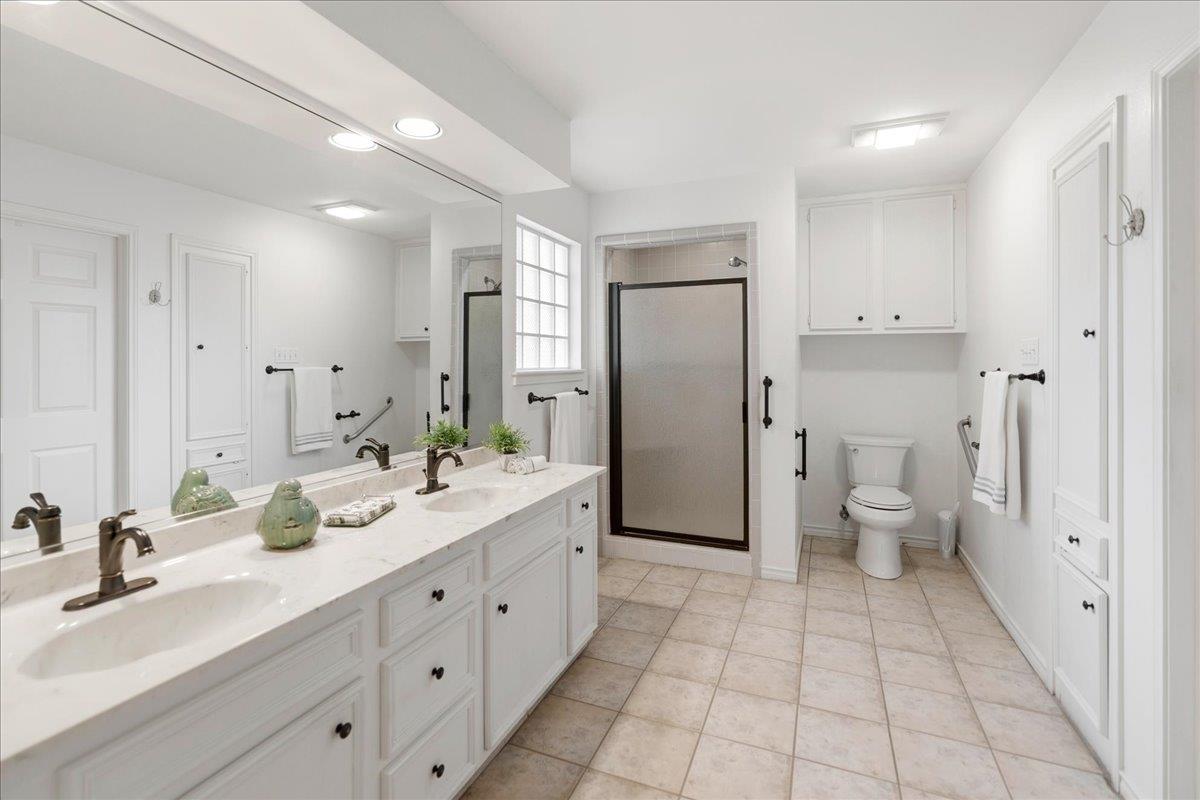 15 Spalding Cir Property Photo 6